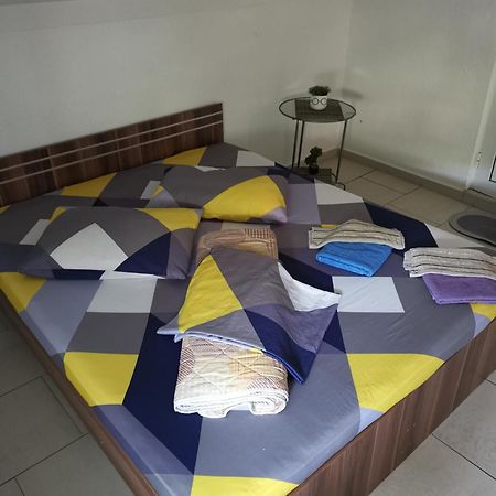 Guest Home Elena Стар Дойран Екстериор снимка