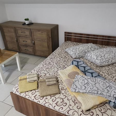 Guest Home Elena Стар Дойран Екстериор снимка