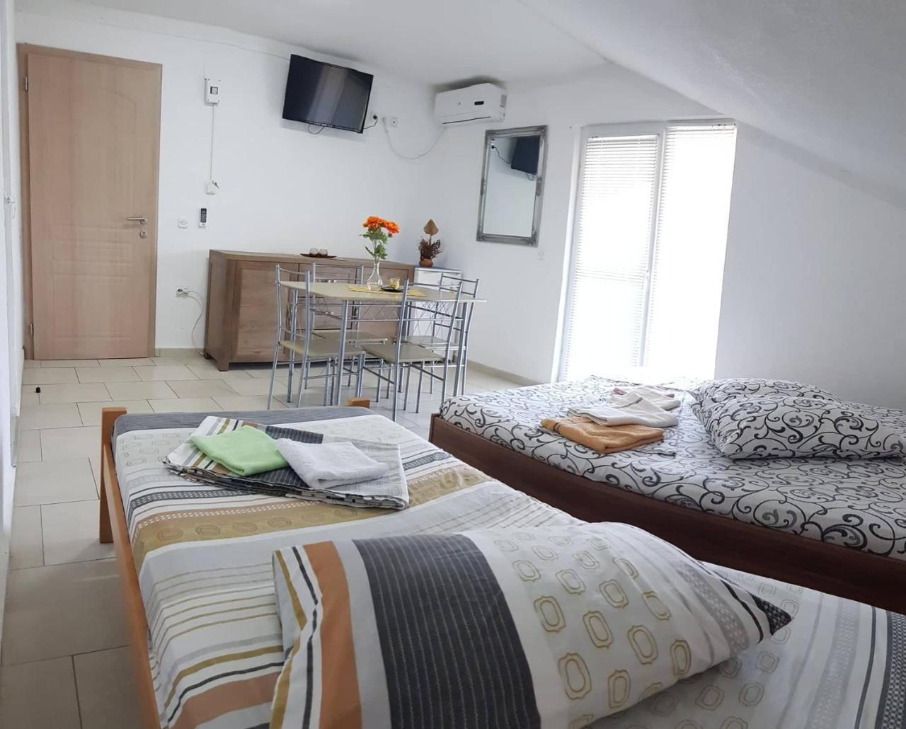 Guest Home Elena Стар Дойран Екстериор снимка